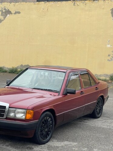 Mercedes 190 1991, 480,000 km - 1.8 l - Salyan