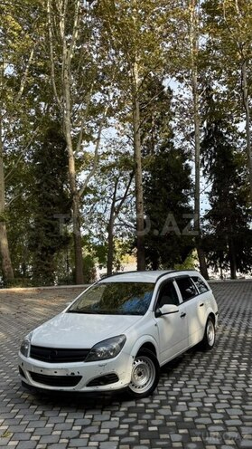 Opel Astra 2006, 500,000 km - 1.7 l - Yevlax
