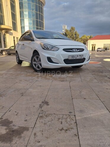 Hyundai Accent 2012, 235,326 km - 1.4 л - Bakı