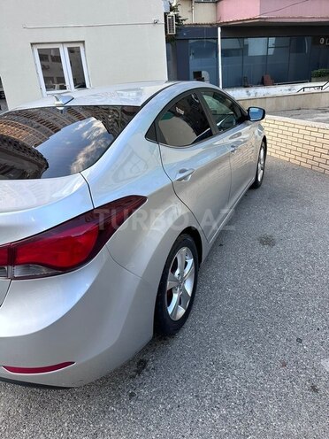 Hyundai Elantra 2015, 196,000 km - 1.8 л - Bakı