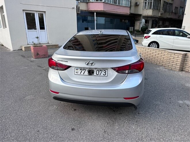 Hyundai Elantra 2015, 196,000 km - 1.8 л - Bakı
