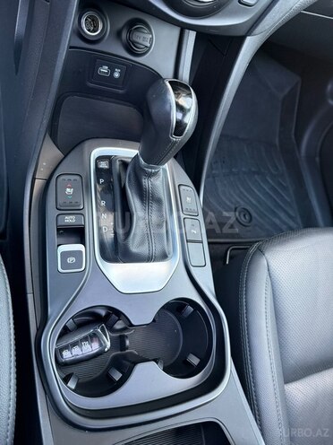 Hyundai Santa Fe 2017, 175,000 km - 2.0 л - Bakı