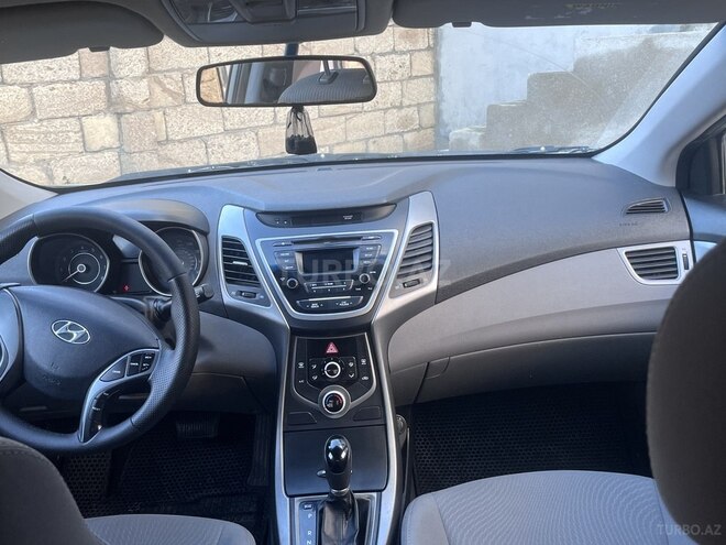 Hyundai Elantra 2016, 174,000 km - 1.8 л - Bakı