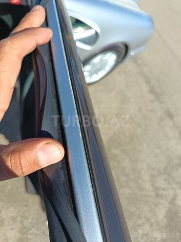 Mercedes E 220 2000, 446,503 km - 2.2 л - Qazax