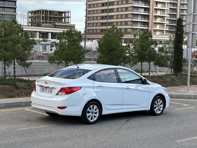 Hyundai Accent 2017, 130,000 km - 1.4 л - Bakı