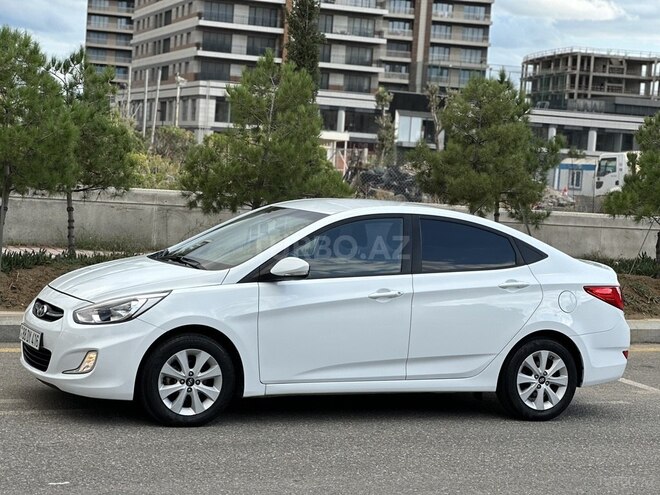 Hyundai Accent 2017, 130,000 km - 1.4 л - Bakı