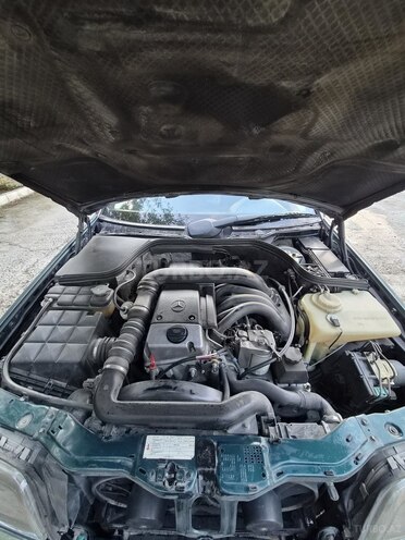 Mercedes C 250 1995, 425,000 km - 2.5 л - Bakı