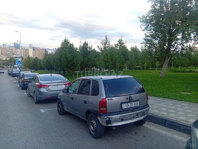 Opel Vita 1996, 255,000 km - 1.6 л - Bakı