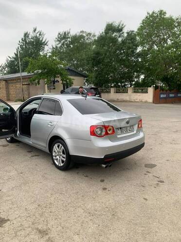 Volkswagen Jetta 2005, 394,481 km - 2.5 л - Hacıqabul