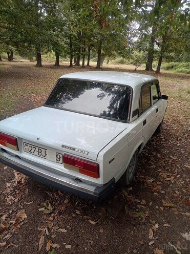 LADA (VAZ) 2107 2004, 247,500 km - 1.6 л - Xudat