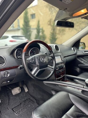Mercedes GL 500 4MATIC 2009, 271,000 km - 5.5 л - Sumqayıt