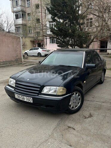 Mercedes C 240 1999, 429,000 km - 2.4 l - Sumqayıt