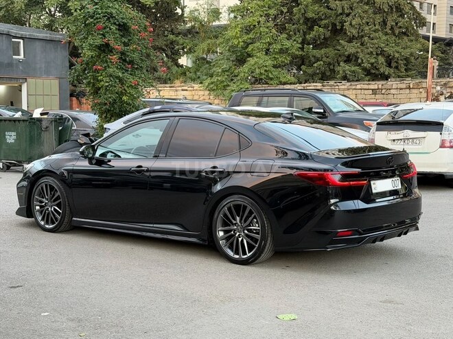 Toyota Camry 2025, 15,000 km - 2.0 л - Bakı