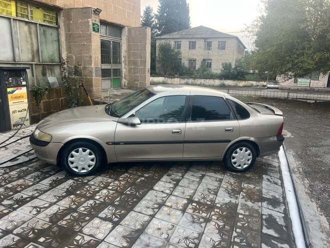 Opel Vectra 1998, 350,000 km - 1.8 л - Masallı