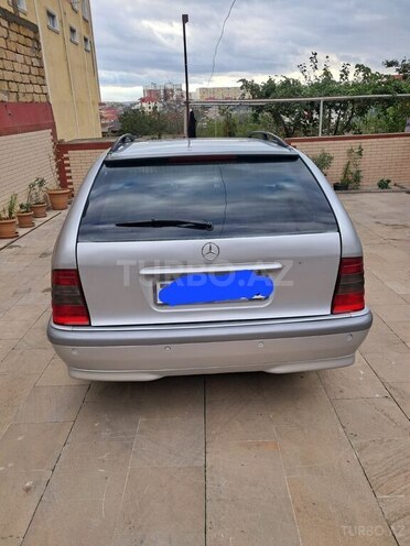 Mercedes C 220 2000, 340,868 km - 2.2 л - Bakı