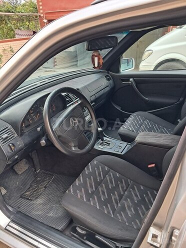 Mercedes C 220 2000, 340,868 km - 2.2 л - Bakı