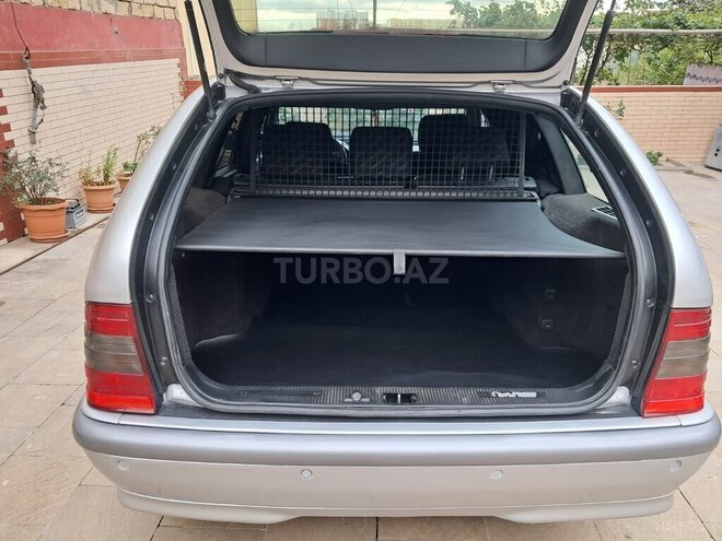 Mercedes C 220 2000, 340,868 km - 2.2 л - Bakı
