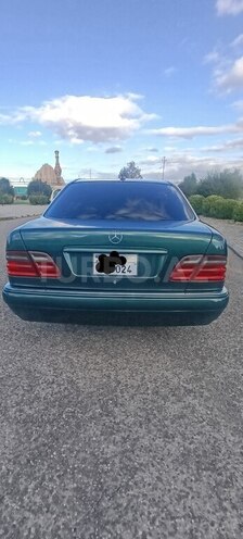 Mercedes E 280 1997, 295,784 km - 2.8 л - Xaçmaz