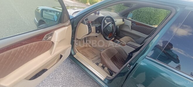 Mercedes E 280 1997, 295,784 km - 2.8 л - Xaçmaz