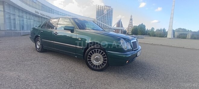 Mercedes E 280 1997, 295,784 km - 2.8 л - Xaçmaz