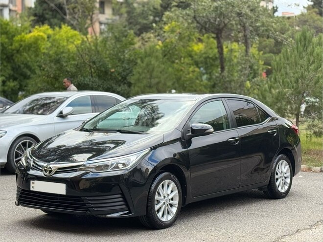 Toyota Corolla 2016, 155,000 km - 1.6 л - Bakı