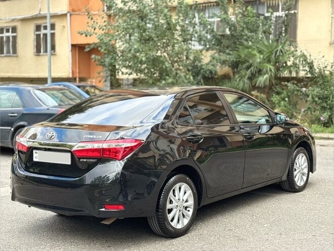 Toyota Corolla 2016, 155,000 km - 1.6 л - Bakı