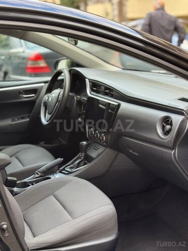 Toyota Corolla 2016, 155,000 km - 1.6 л - Bakı