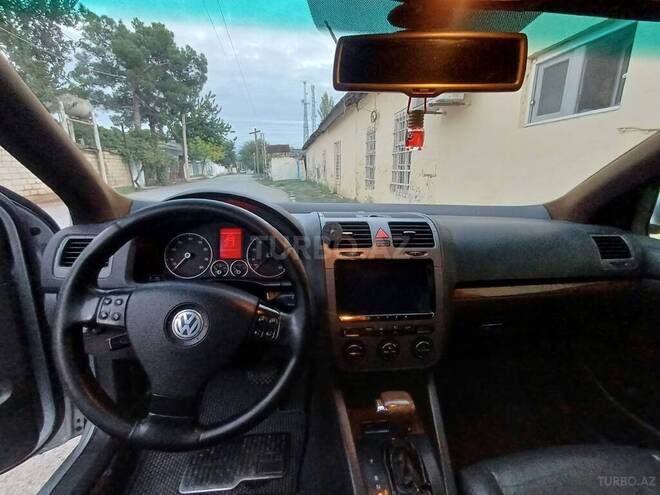 Volkswagen Jetta 2005, 394,481 km - 2.5 л - Hacıqabul