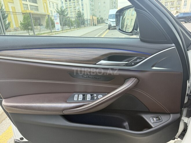 BMW 530 2019, 131,350 km - 2.0 л - Bakı