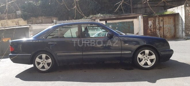Mercedes E 200 1998, 420,000 km - 2.0 л - Bakı