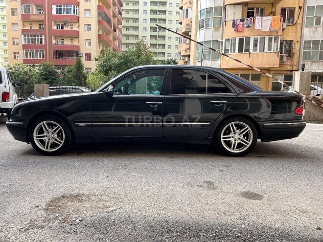 Mercedes E 240 2000, 356,000 km - 2.4 л - Bakı