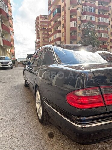 Mercedes E 240 2000, 356,000 km - 2.4 л - Bakı