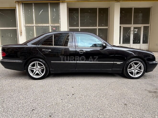 Mercedes E 240 2000, 356,000 km - 2.4 л - Bakı