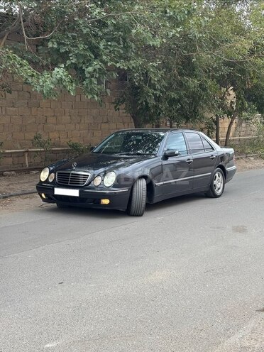 Mercedes E 240 2000, 400,000 km - 2.4 л - Bakı