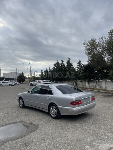 Mercedes E 240 1999, 410,000 km - 2.4 л - Bakı