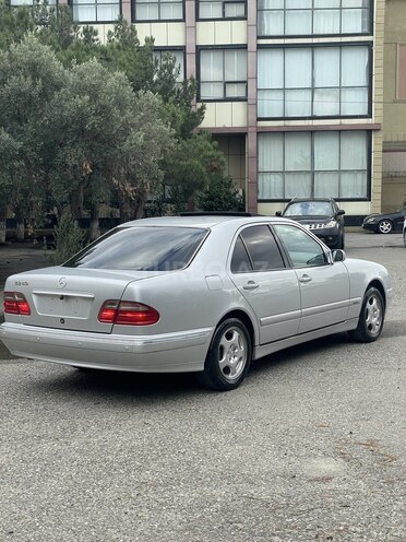 Mercedes E 240 1999, 410,000 km - 2.4 л - Bakı