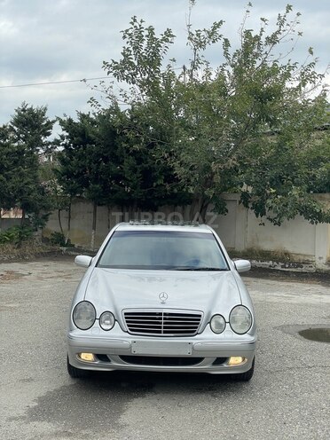 Mercedes E 240 1999, 410,000 km - 2.4 л - Bakı