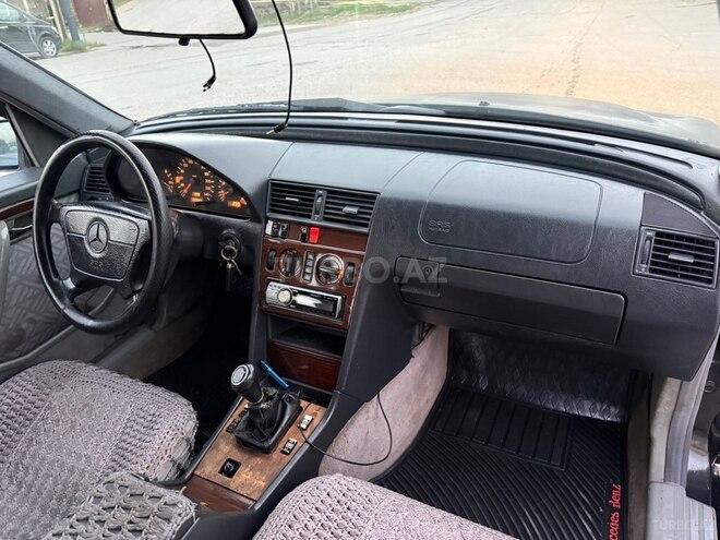 Mercedes C 180 1996, 270,000 km - 1.8 л - Bakı