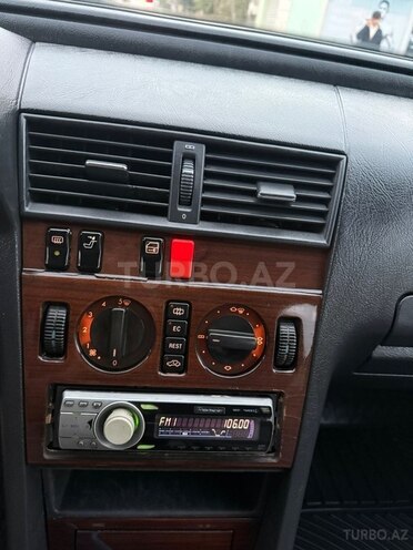 Mercedes C 180 1996, 270,000 km - 1.8 л - Bakı