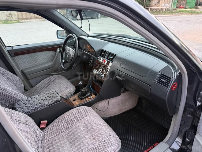 Mercedes C 180 1996, 270,000 km - 1.8 л - Bakı