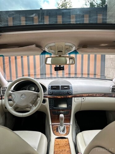 Mercedes E 320 2004, 324,000 km - 3.2 l - Bakı