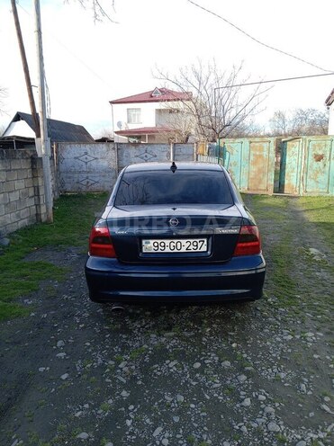 Opel Vectra 2000, 345,632 km - 1.6 л - Zaqatala
