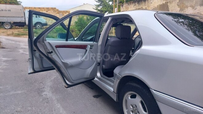 Mercedes C 240 1998, 322,454 km - 2.4 l - Bakı