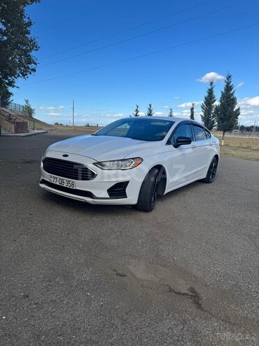 Ford Fusion (North America) 2019, 300,000 km - 1.5 л - Tovuz