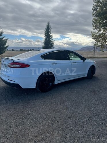 Ford Fusion (North America) 2019, 300,000 km - 1.5 л - Tovuz