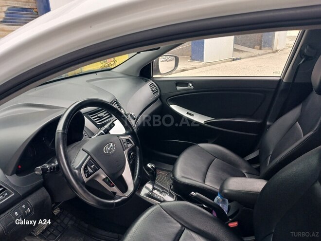 Hyundai Accent 2017, 155,000 km - 1.4 л - Bakı