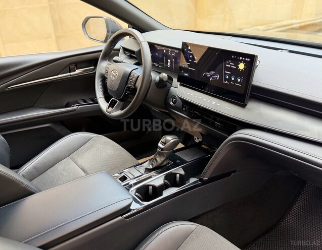 Toyota Camry 2024, 3,500 km - 2.0 л - Bakı
