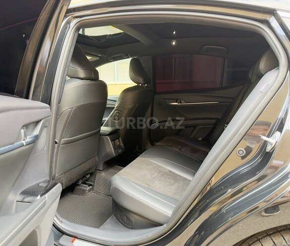 Toyota Camry 2024, 3,500 km - 2.0 л - Bakı