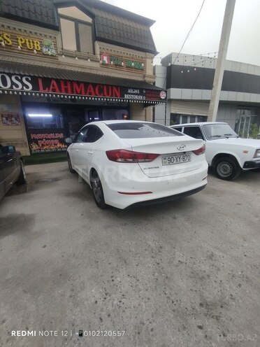 Hyundai Avante 2016, 160,000 km - 1.6 л - Salyan