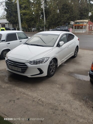 Hyundai Avante 2016, 160,000 km - 1.6 л - Salyan
